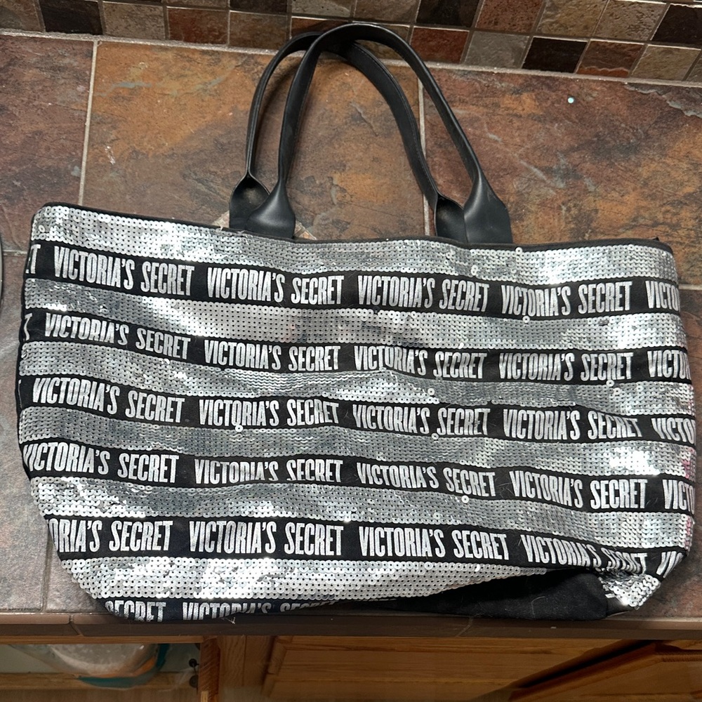 Victoria secret tote